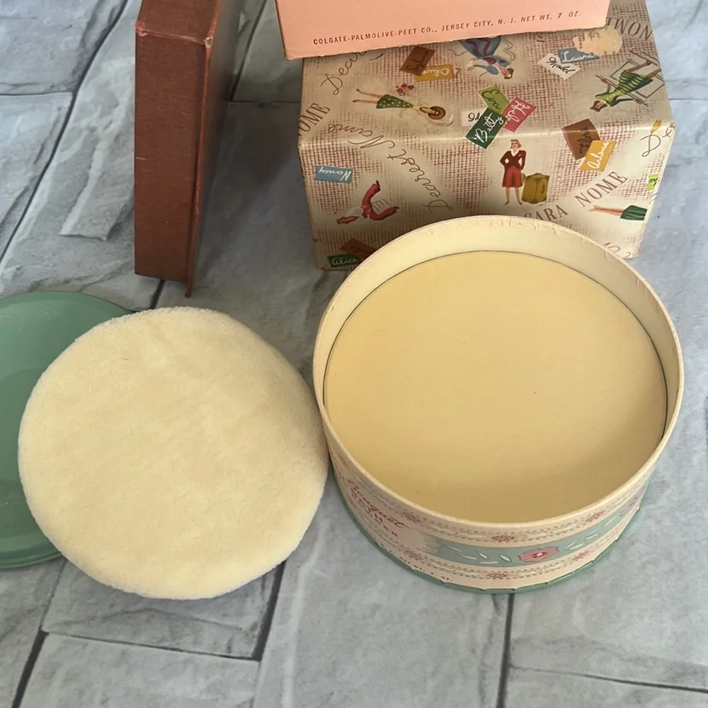 NIB CASHMERE BOUQUET BEAU-BATH DUSTING POWER By LANGLOIS Inc. Boston RARE FIND!